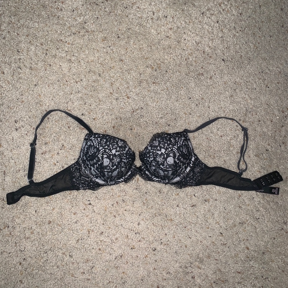 NWOT DREAM ANGELS PUSH UP BRA 34A